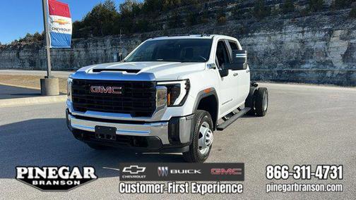 2026 GMC Sierra 3500 Base
