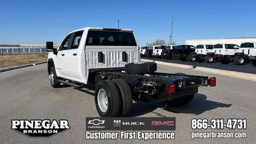 2026 GMC Sierra 3500 Base