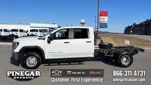 2026 GMC Sierra 3500 Base