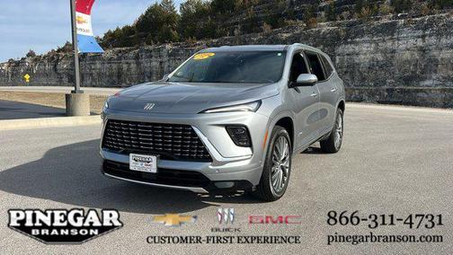 2025 Buick Enclave Avenir FWD