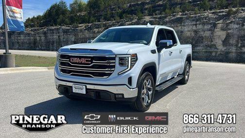 Glacier White Tricoat 2026 GMC Sierra 1500 SLT