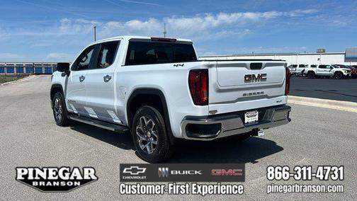 Glacier White Tricoat 2026 GMC Sierra 1500 SLT