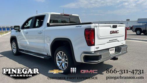 Summit White 2021 GMC Sierra 1500 SLT