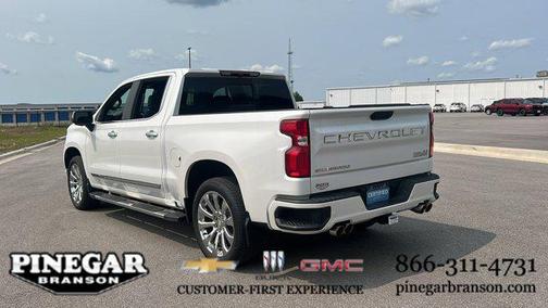 2022 Chevrolet Silverado 1500 High Country