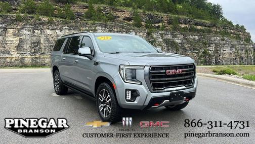 Sterling Metallic 2023 GMC Yukon XL 4WD AT4