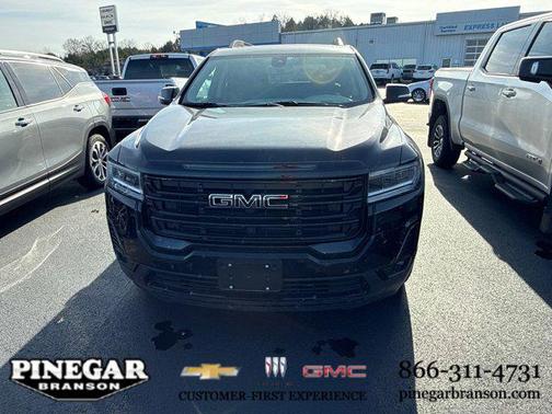 2023 GMC Acadia FWD SLT