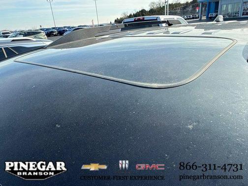 2023 GMC Acadia FWD SLT