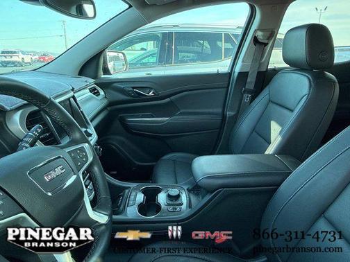 2023 GMC Acadia FWD SLT