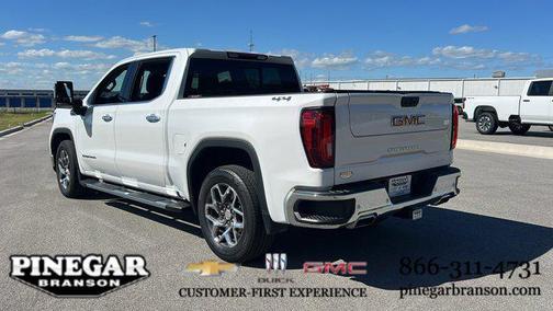 2023 GMC Sierra 1500 SLT