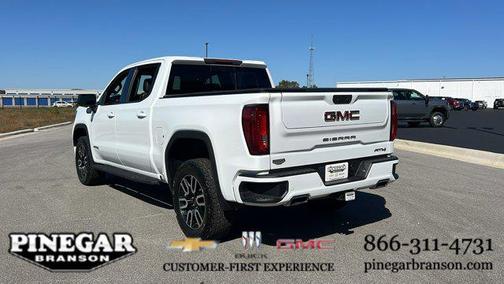 2023 GMC Sierra 1500 AT4