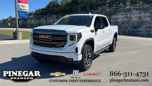 2023 GMC Sierra 1500 AT4
