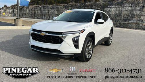 2025 Chevrolet Trax LT