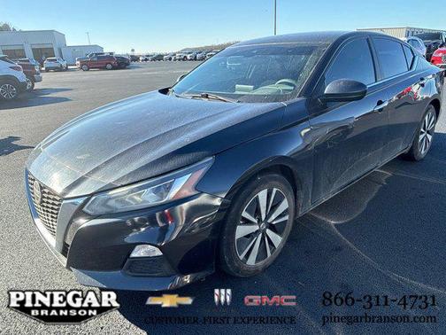 2022 Nissan Altima 2.5 SV