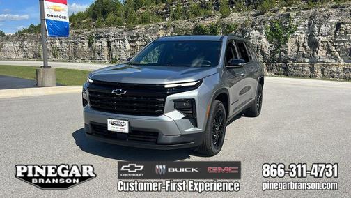 Sterling Gray Metallic 2026 Chevrolet Traverse LT