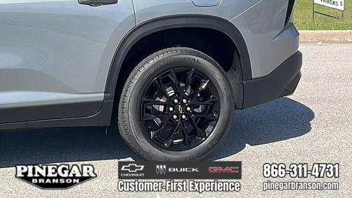 Sterling Gray Metallic 2026 Chevrolet Traverse LT