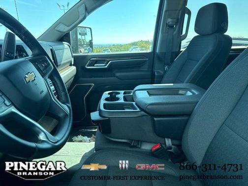 2025 Chevrolet Silverado 2500 LT