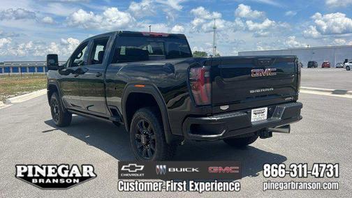 2025 GMC Sierra 2500 AT4