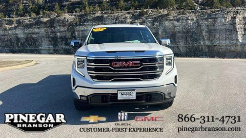 2022 GMC Sierra 1500 SLT