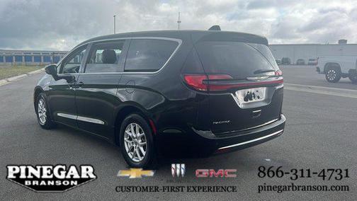 2023 Chrysler Pacifica Touring L
