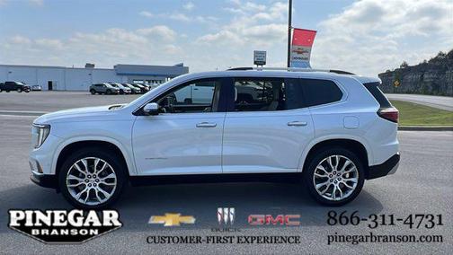 2024 GMC Acadia Denali