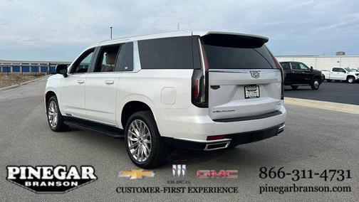 2023 Cadillac Escalade ESV Premium Luxury