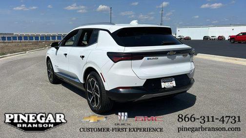 Summit White 2025 Chevrolet Equinox EV LT