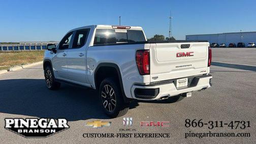 2023 GMC Sierra 1500 AT4