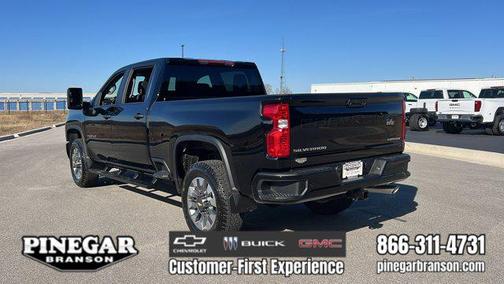 2026 Chevrolet Silverado 2500 Custom