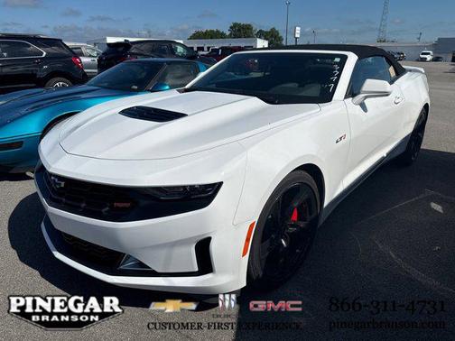 2023 Chevrolet Camaro RWD Convertible LT1