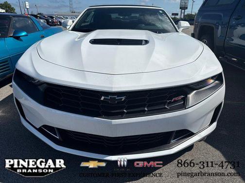 2023 Chevrolet Camaro RWD Convertible LT1