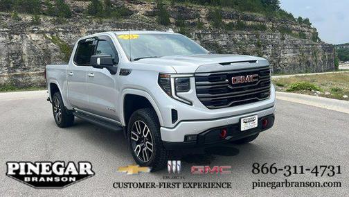 2022 GMC Sierra 1500 AT4