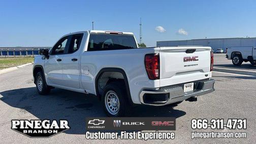 2025 GMC Sierra 1500 Pro