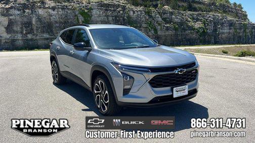 Sterling Gray Metallic 2026 Chevrolet Trax FWD 2RS