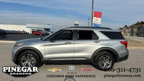 2024 Ford Explorer XLT