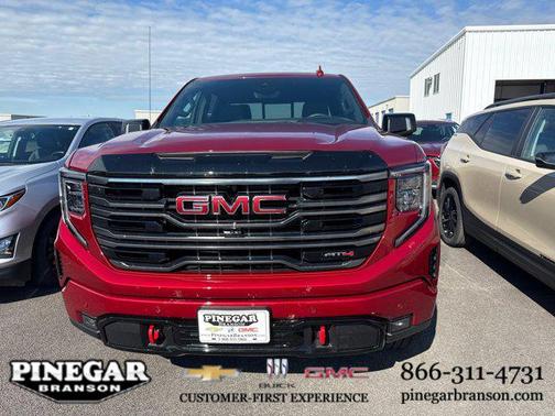 2025 GMC Sierra 1500 AT4