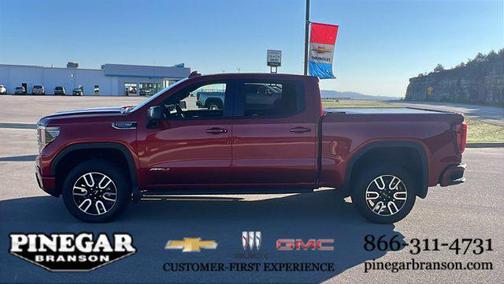 2025 GMC Sierra 1500 AT4
