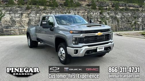 Sterling Gray Metallic 2026 Chevrolet Silverado 3500 LT