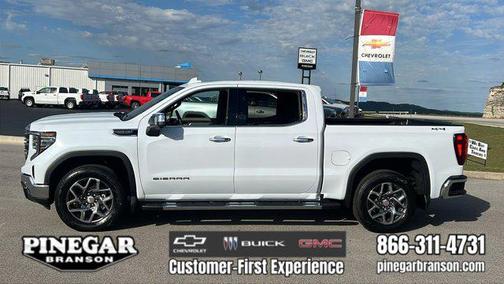 GLACIER FROST 2026 GMC Sierra 1500 SLT