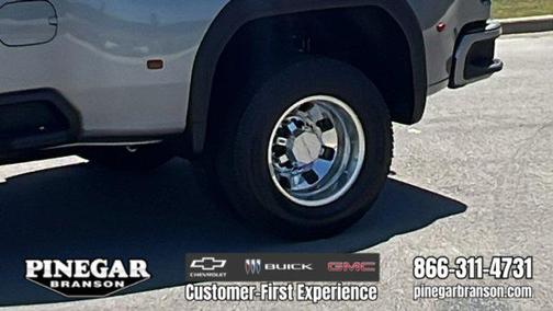 2025 GMC Sierra 3500 Denali