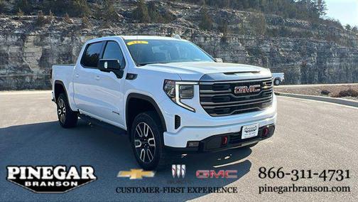 2024 GMC Sierra 1500 AT4