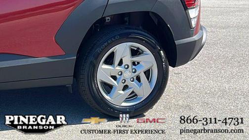 2024 Hyundai KONA SE