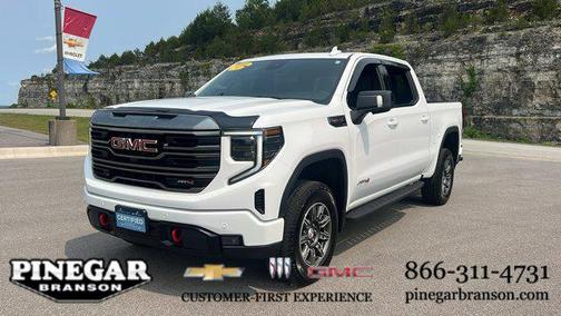 2024 GMC Sierra 1500 AT4