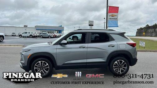 Sterling Gray Metallic 2025 Chevrolet Trailblazer LT