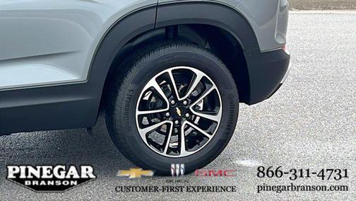 Sterling Gray Metallic 2025 Chevrolet Trailblazer LT