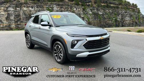 Sterling Gray Metallic 2025 Chevrolet Trailblazer LT