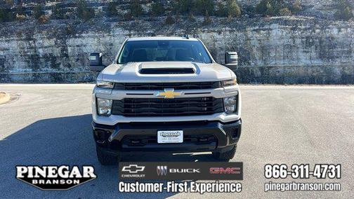 2026 Chevrolet Silverado 2500 Custom