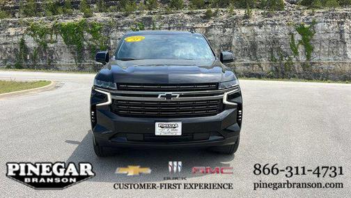 Black 2022 Chevrolet Suburban RST