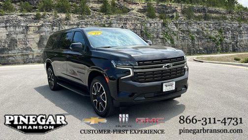 Black 2022 Chevrolet Suburban RST