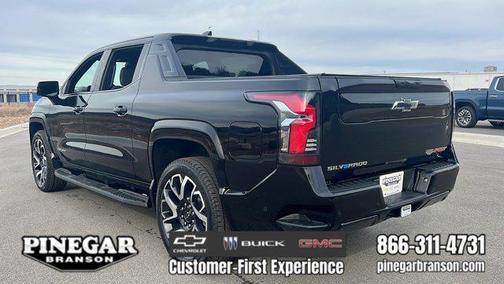 2025 Chevrolet Silverado EV RST