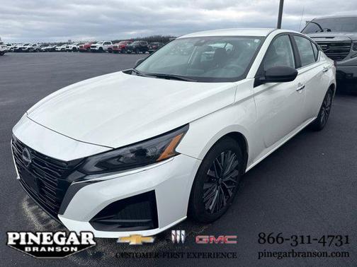 2025 Nissan Altima SV FWD